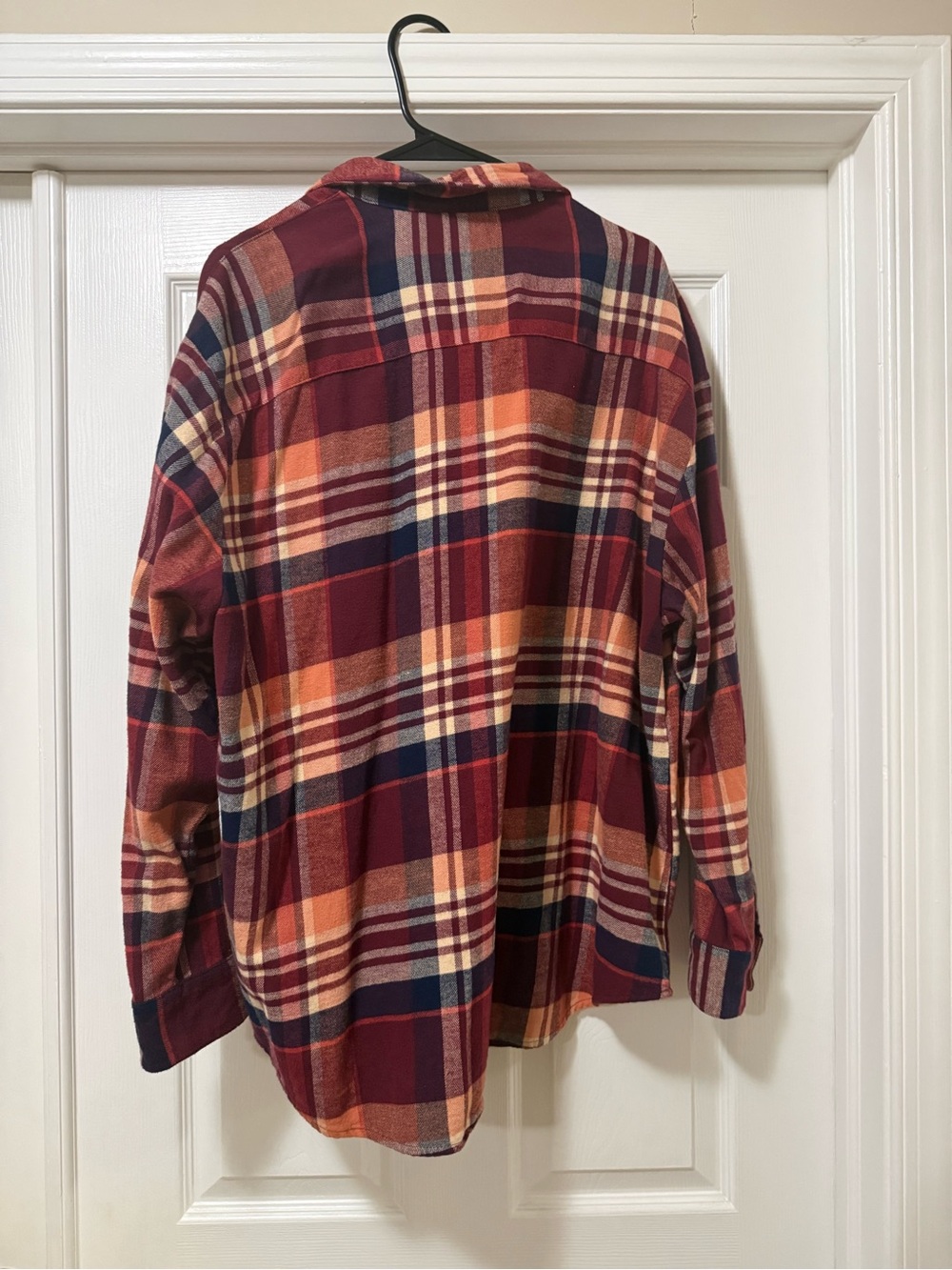 Women’s Burgundy Old Navy Flannel - Picture 2 of 2